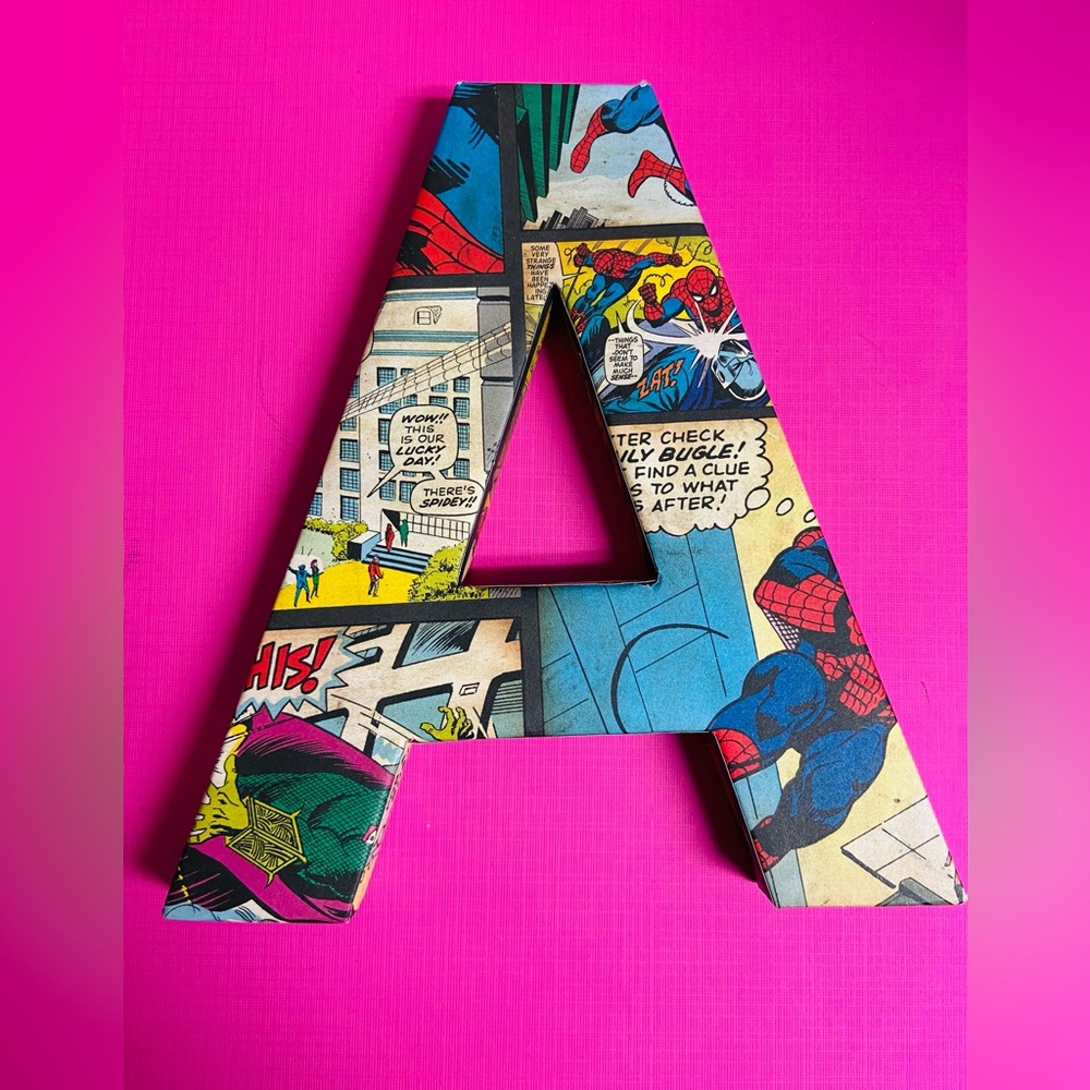 🕷️ Chunky wooden letter Spiderman comics paper Different letters available